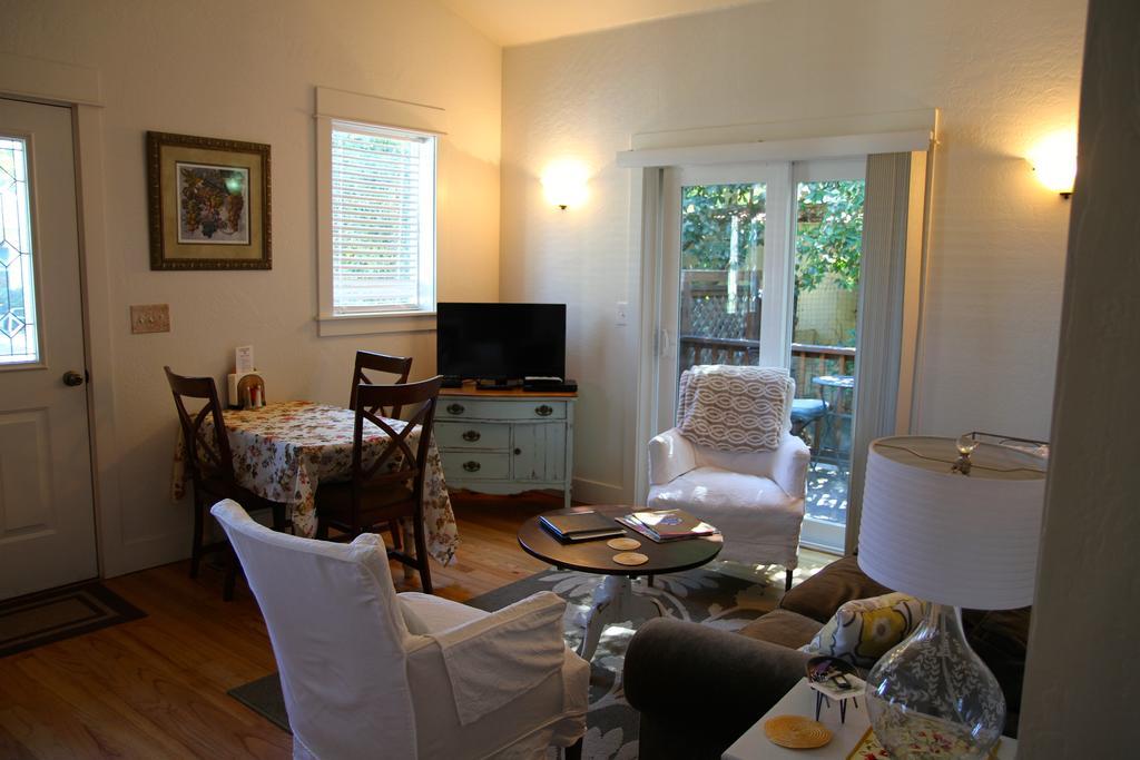 Second Street Cottages Ashland Chambre photo